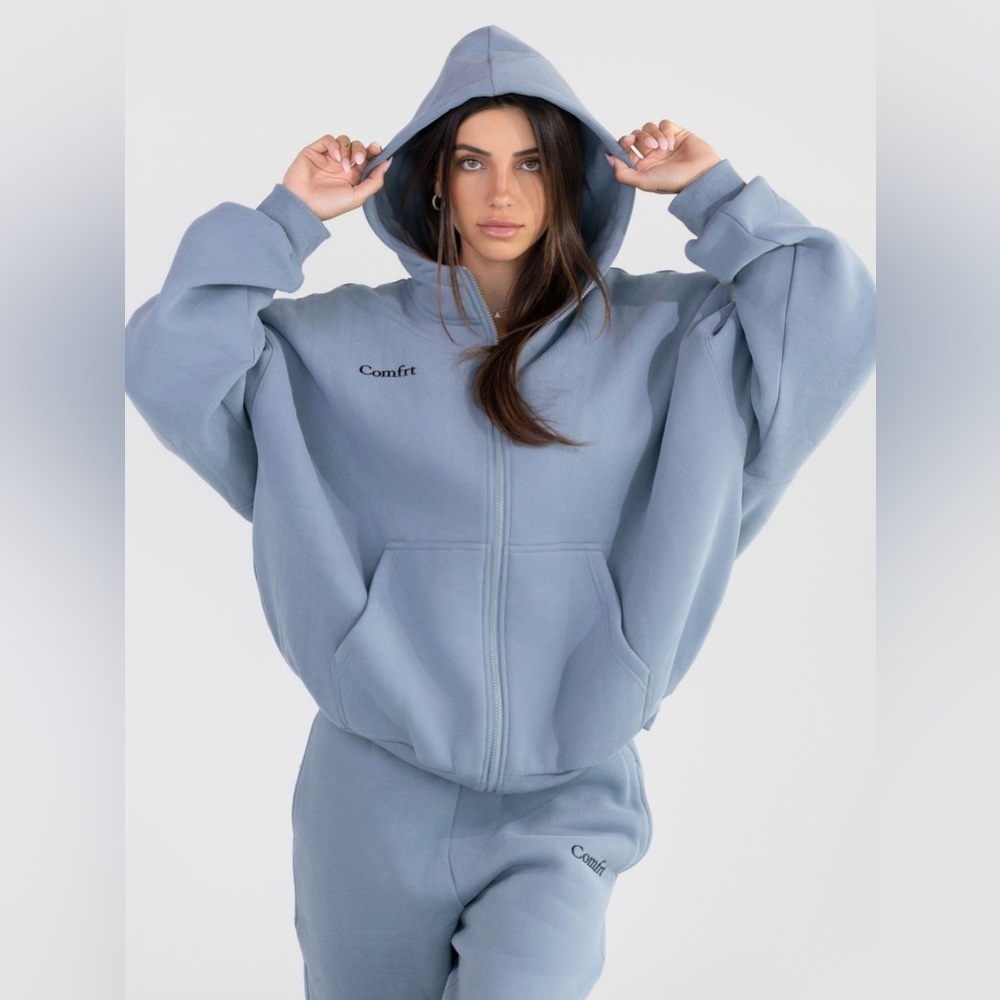 Comfrt Blue Willow Cloud Zip Hodie 3X